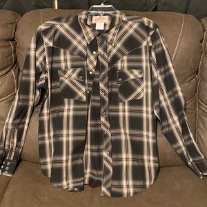 Wrangler snap down shirt